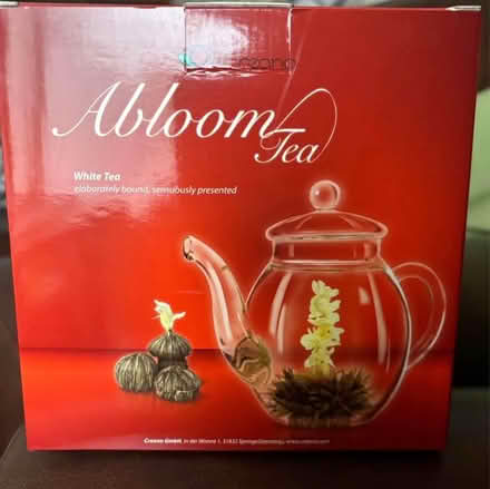 Photo of free Flowering Tea Giftset with 500 ml Glass Tea Pot and 6 Tea Fl (West Malling ME19) #1