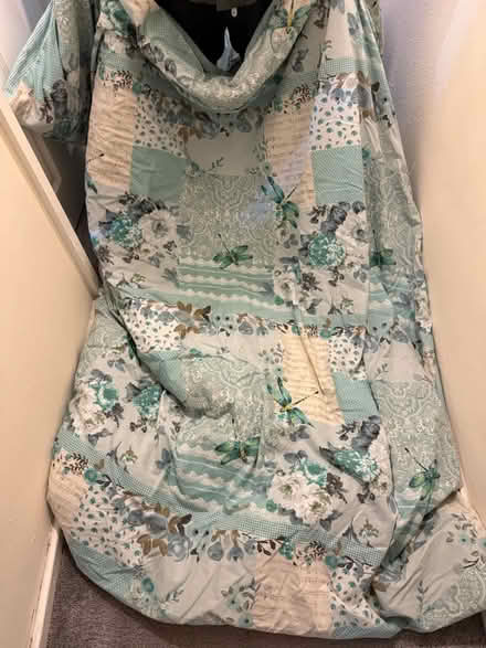 Photo of free Blankets pillows (Lofthouse Wakefield) #1