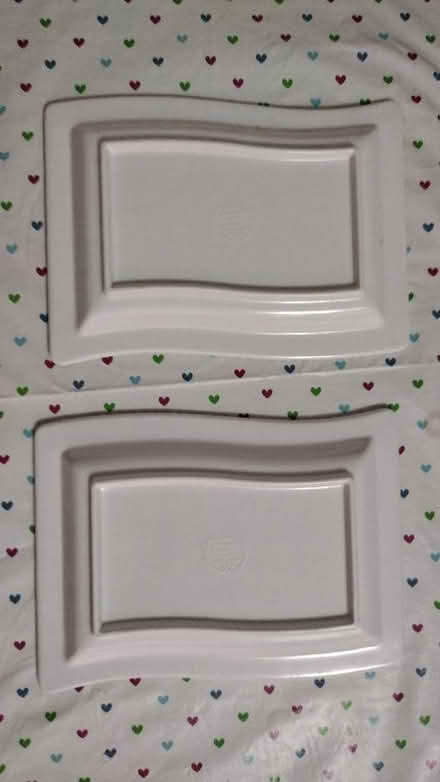 Photo of free 2x Small Melamine Side Trays (Totteridge HW HP13) #2