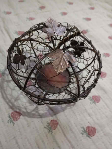 Photo of free Autumn wire basket (Slade Green DA8) #1