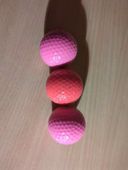 Photo of free 3 golf balls (Mosspark, Glasgow G52) #1