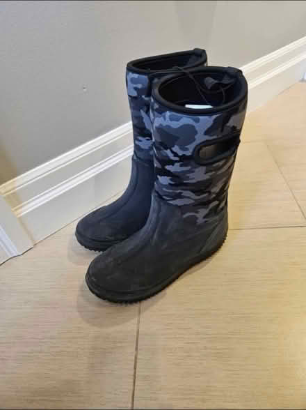 Photo of Kuoma kids size 4-5 (Orléans) #1