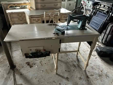 Photo of free Singer sewing machine (Near Howells NY) #1