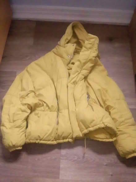 Photo of free Women short hooded puffer jacket Zara size xs (Kennington SE11) #1