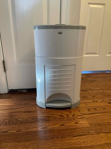 Photo of free Diaper pail (Fairfax City) #1