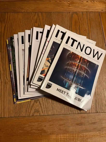 Photo of free 12 x IT Magazines (Skewen SA10) #1