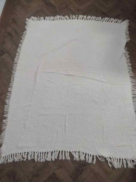 Photo of free Small blanket 1.4 x 1.15m (Pokesdown BH5) #1