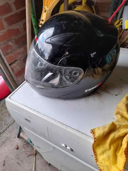 Photo of free Crash helmet (Yockleton SY5) #1