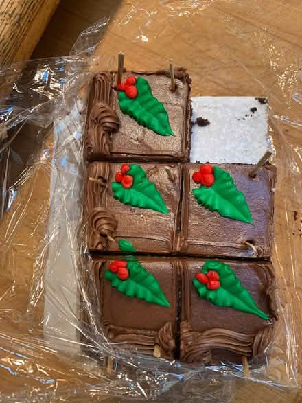 Photo of free Holiday cake (Lake City/Meadowbrook) #1