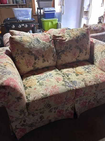 Photo of free North Carolina Floral Furniture (Newtown Square) #1