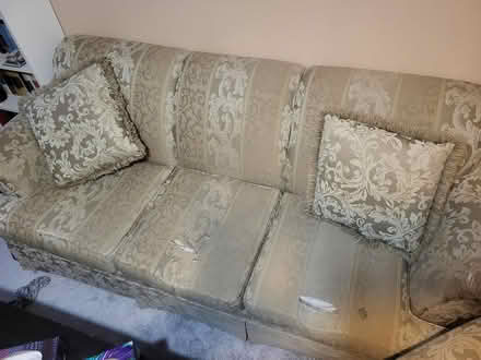 Photo of free Couch and chair set (Aylmer: Front/Allumetieres) #2