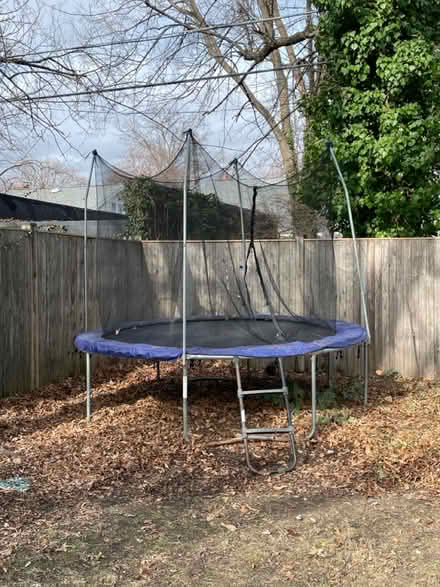 Photo of free Trampoline (Aurora Hills (Arlington)) #1