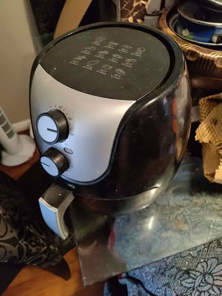 Photo of free Air Fryer (Fearnhead WA2) #1