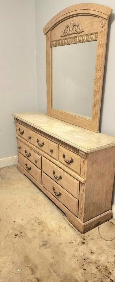 Photo of free Queen Bedroom Set (Fair Lawn, NJ) #4