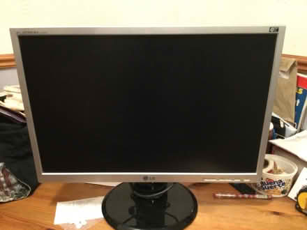 Photo of free LG Flatron Monitor (Sandown PO36) #1