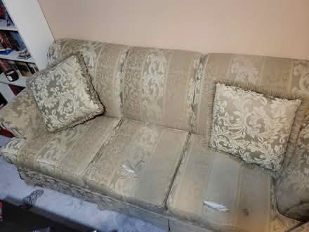 Photo of free Couch and chair set (Aylmer: Front/Allumetieres) #3