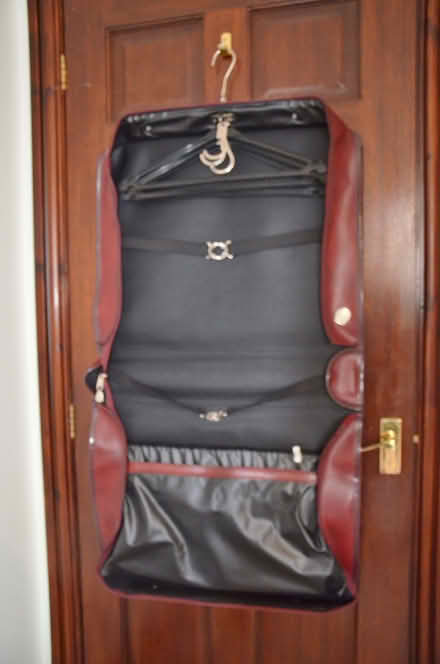 Photo of free Travel wardrobe/suitcase (Pant SY10) #2