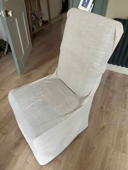 Photo of free Dining chairs (TN26) #1