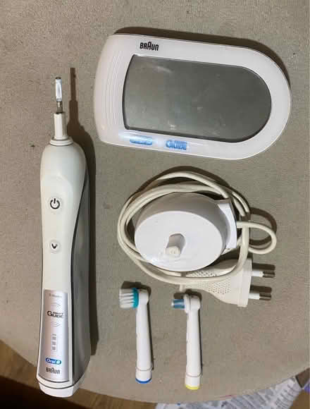 Photo of free Electric toothbrush - not 100% ok (Bartley Green B32) #1