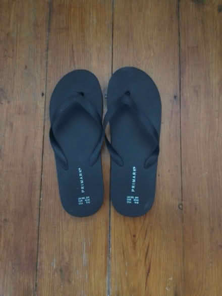 Photo of free Indoor clogs + flip flops (Sands HP12) #2