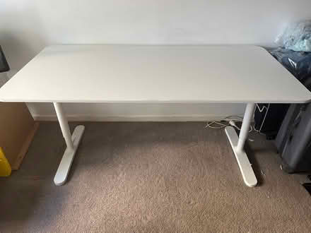 Photo of free White desk (Engadine, Sydney) #1