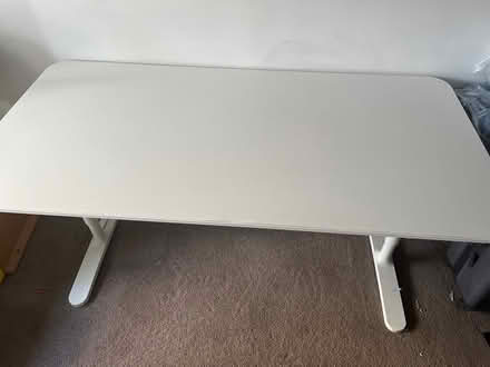 Photo of free White desk (Engadine, Sydney) #2