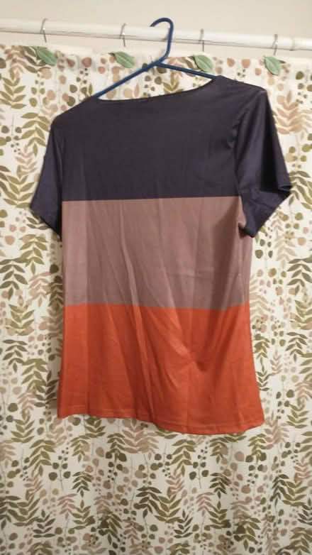 Photo of free New Medium ladies shirt (Montgomery) #2