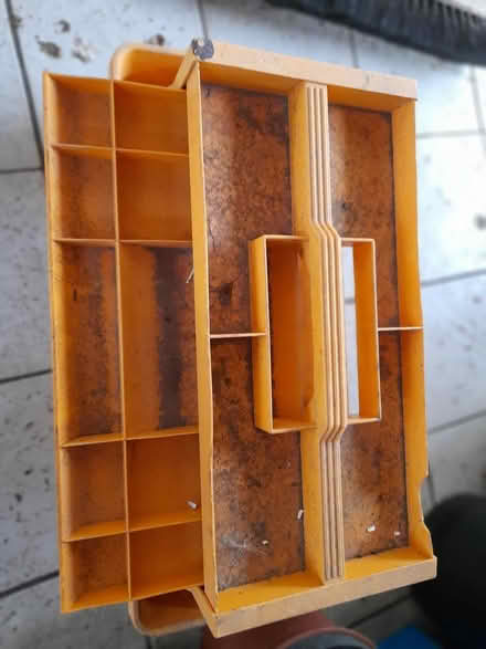 Photo of free tool holder (Elmstead Market CO7) #2