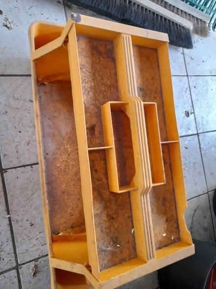 Photo of free tool holder (Elmstead Market CO7) #1