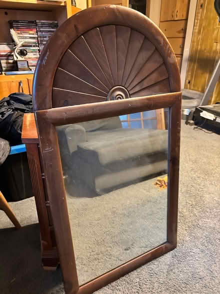 Photo of free Wall mirror (Chittenden) #1