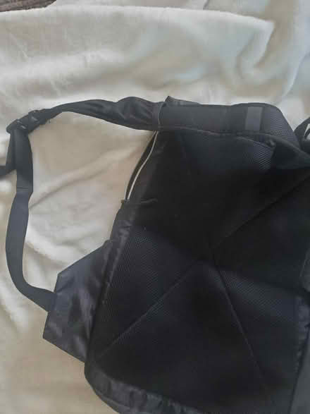 Photo of free crossbody bag (Laurel) #2