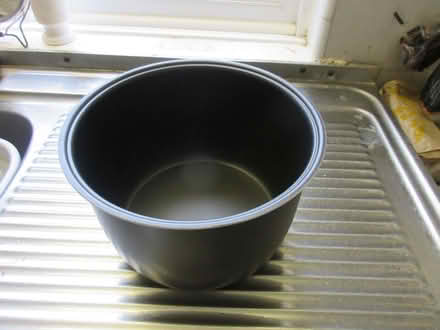 Photo of free Non-stick graduated mixing bowl (Portslade Village BN41) #1