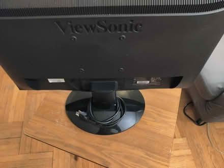 Photo of free 22 Inch ViewSonic Monitor (Brooklyn, Flatbush) #4