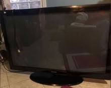 Photo of free Samsung Flatscreen TV (Loganville) #1