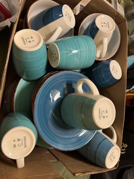 Photo of free Vancasso dish set (Twinbrook) #3