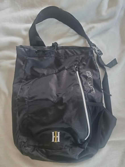 Photo of free crossbody bag (Laurel) #1