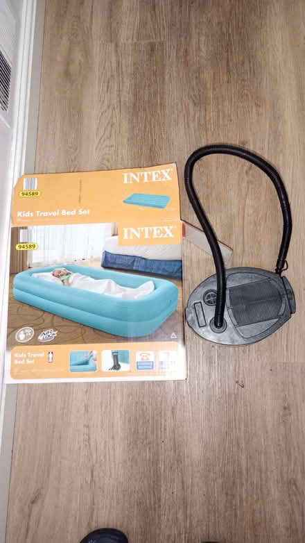 Photo of free Inflatable child bed guard (Hammerfield HP1) #2