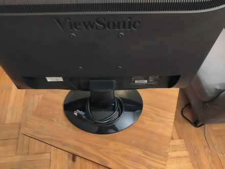 Photo of free 22 Inch ViewSonic Monitor (Brooklyn, Flatbush) #3