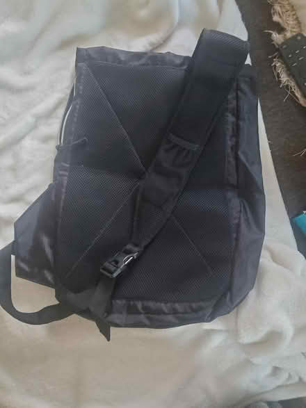 Photo of free crossbody bag (Laurel) #3