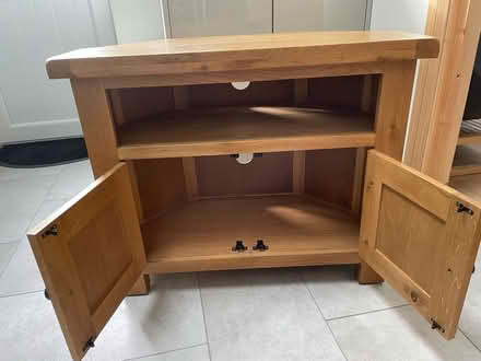 Photo of free TV Stand (Thurrock SS17) #2