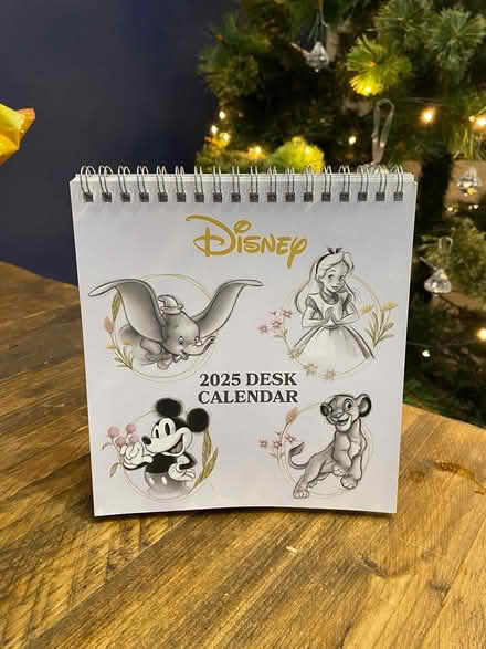 Photo of free 2025 Disney Desk Calendar (CF3) #1