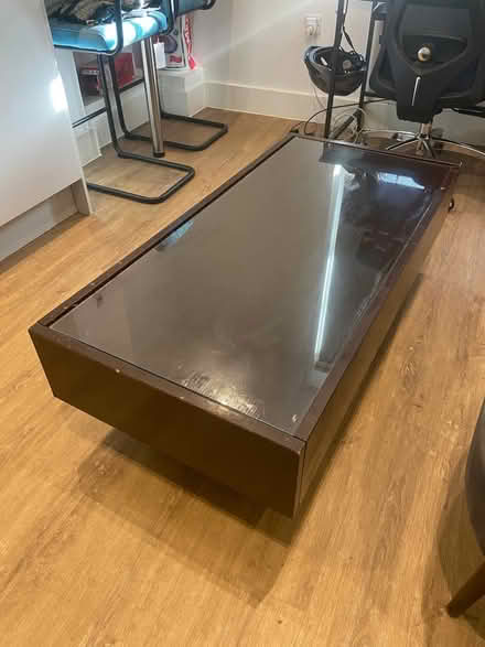 Photo of free Coffee Table (CB3 0UW, Lawrence Weaver Road) #3