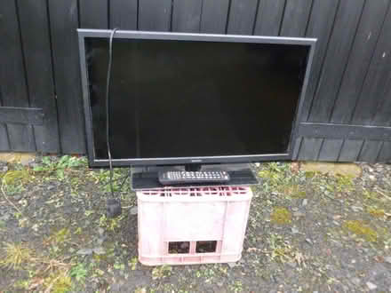 Photo of free TV (Llandyssil SY15) #1