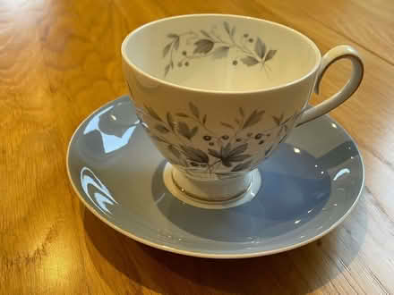 Photo of free bone china tea service (Barwick-in-Elmet LS15) #2