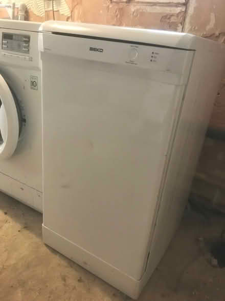 Photo of free Dishwasher (Froxfield SN8) #1