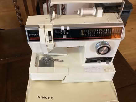 Photo of free sewing machine (Owlbury SY9) #1