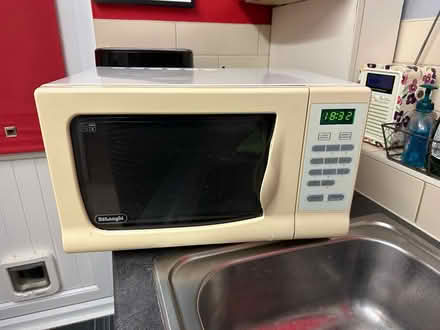 Photo of free Microwave oven (Selsdon) #2