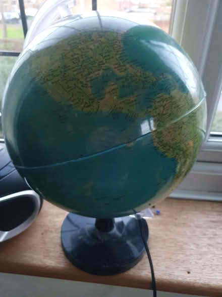 Photo of free Globe (Burnham SL1) #1