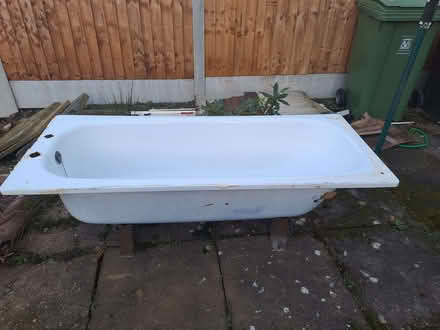 Photo of free Steel Enamel Bath (Pimley SY1) #3