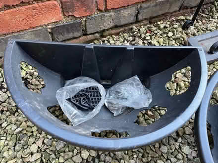 Photo of free Garden Wall Trough Basket (Loughborough LE11) #2